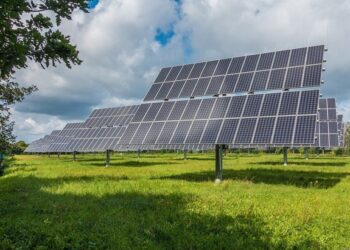 Il Gruppo Iren acquista due progetti fotovoltaici ready to build nella Regione Lazio per una capacità complessiva di 39 MW