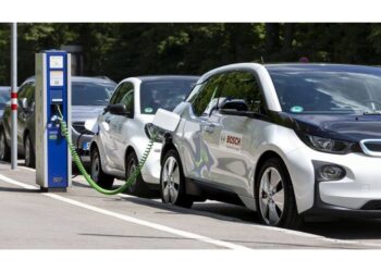 Come promuovere la mobilità elettrica? Bosch facilita i processi legati alla modalità di ricarica dei veicoli