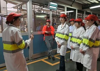 Poche ragazze nelle materie STEM? Coca-Cola HBC Italia e Junior Achievement premiano le migliori