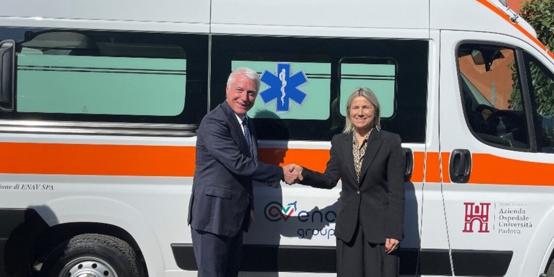 ENAV dona un’ambulanza all’Azienda Ospedale Università di Padova