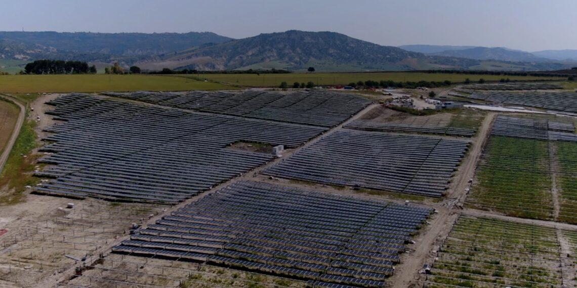 Iren realizza il più grande parco fotovoltaico della Basilicata: investiti 30 milioni di euro
