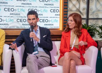 In ufficio quando serve. Meno ipocrisia, più risultati (e benessere!)