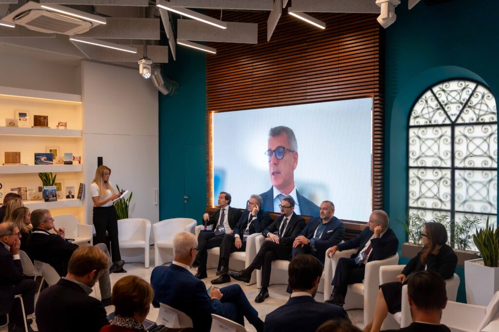 161_26401355_20241022