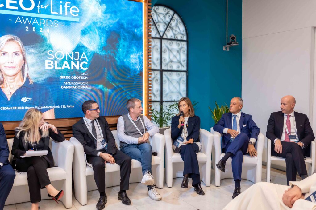 393_26609215_20241024