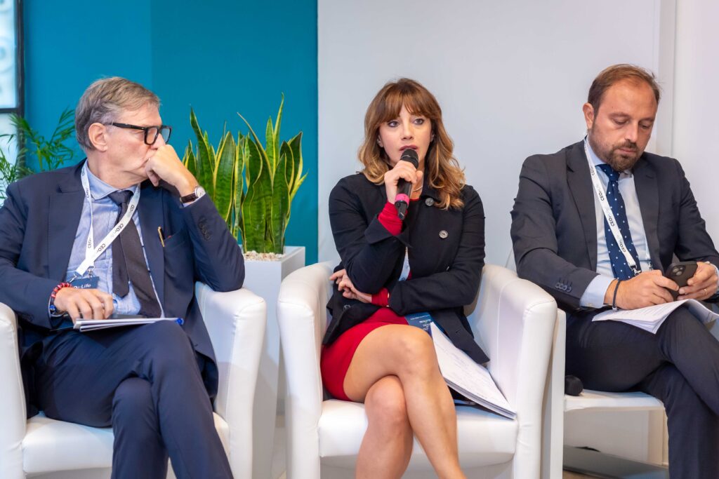 98_26606182_20241024